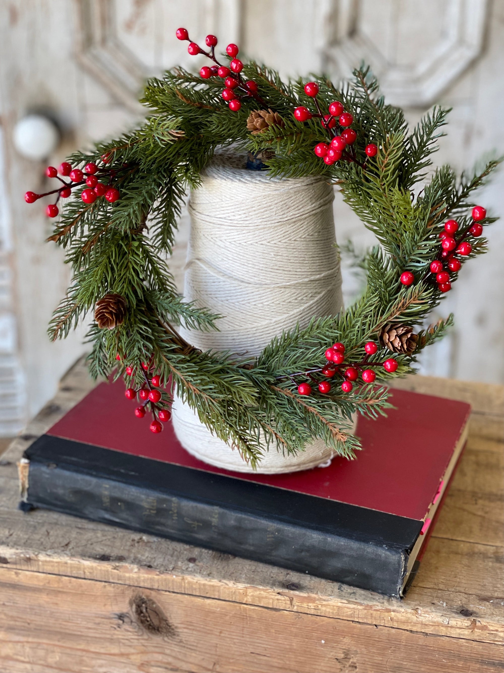 White Spruce with Berries Candle Ring - Large