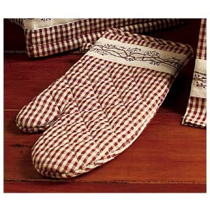 Burgundy Berry Vine Oven Mitt