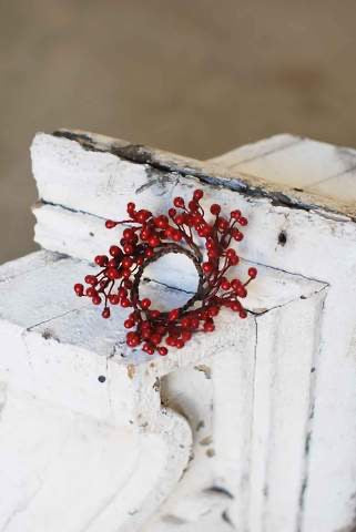 Red Berry Candle Ring