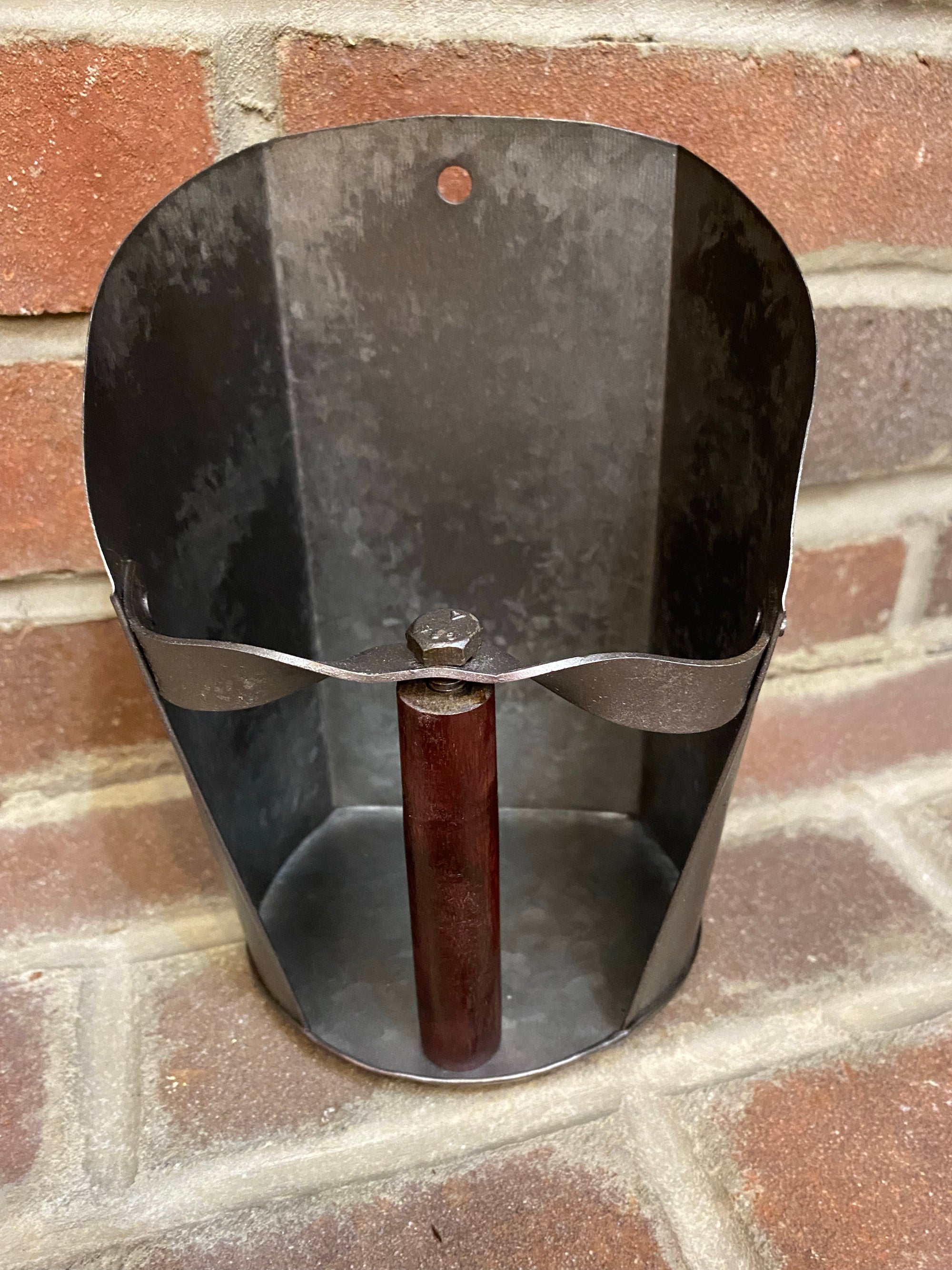 Barn Scoop/Sconce