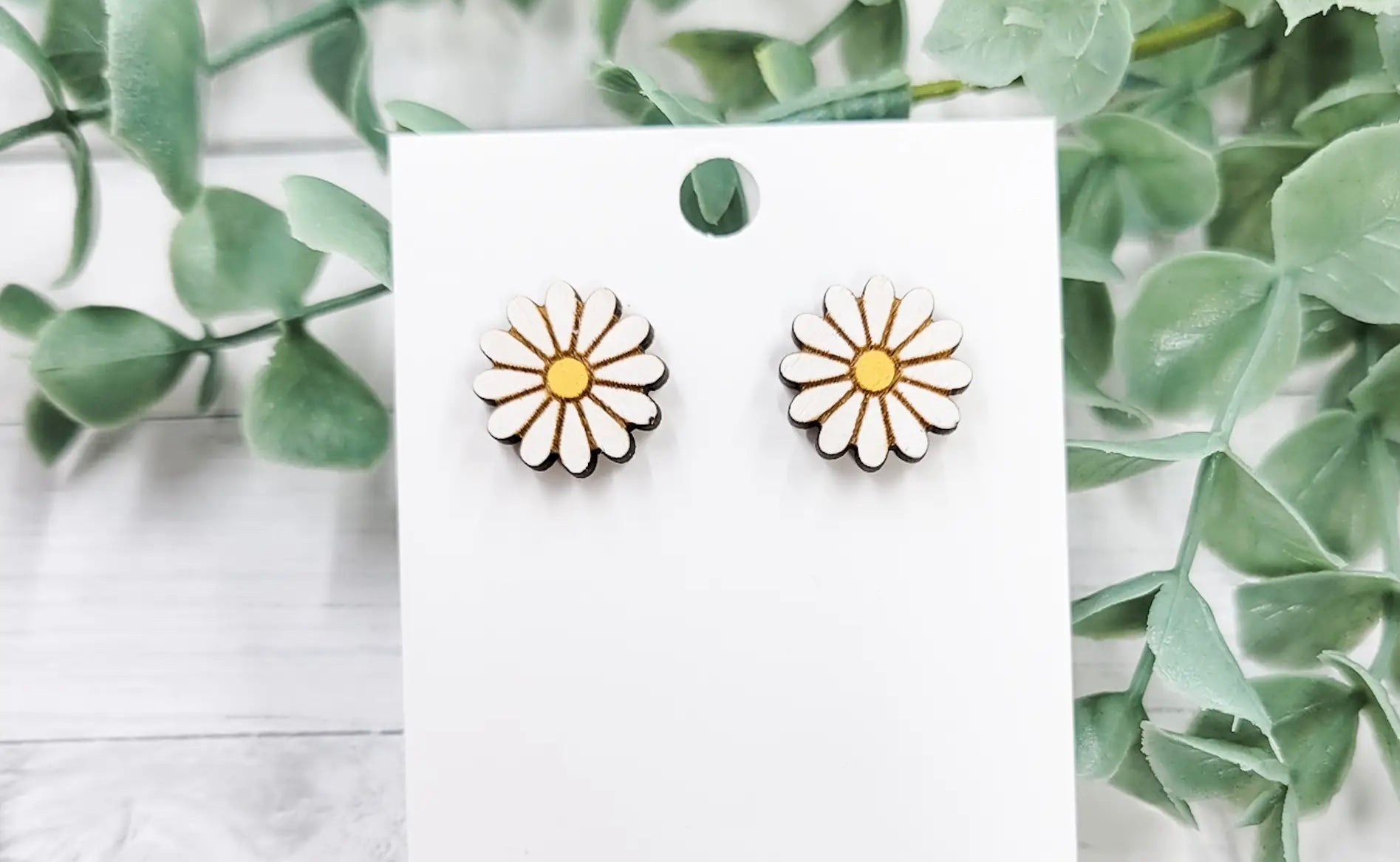 White Daisy Stud Earrings