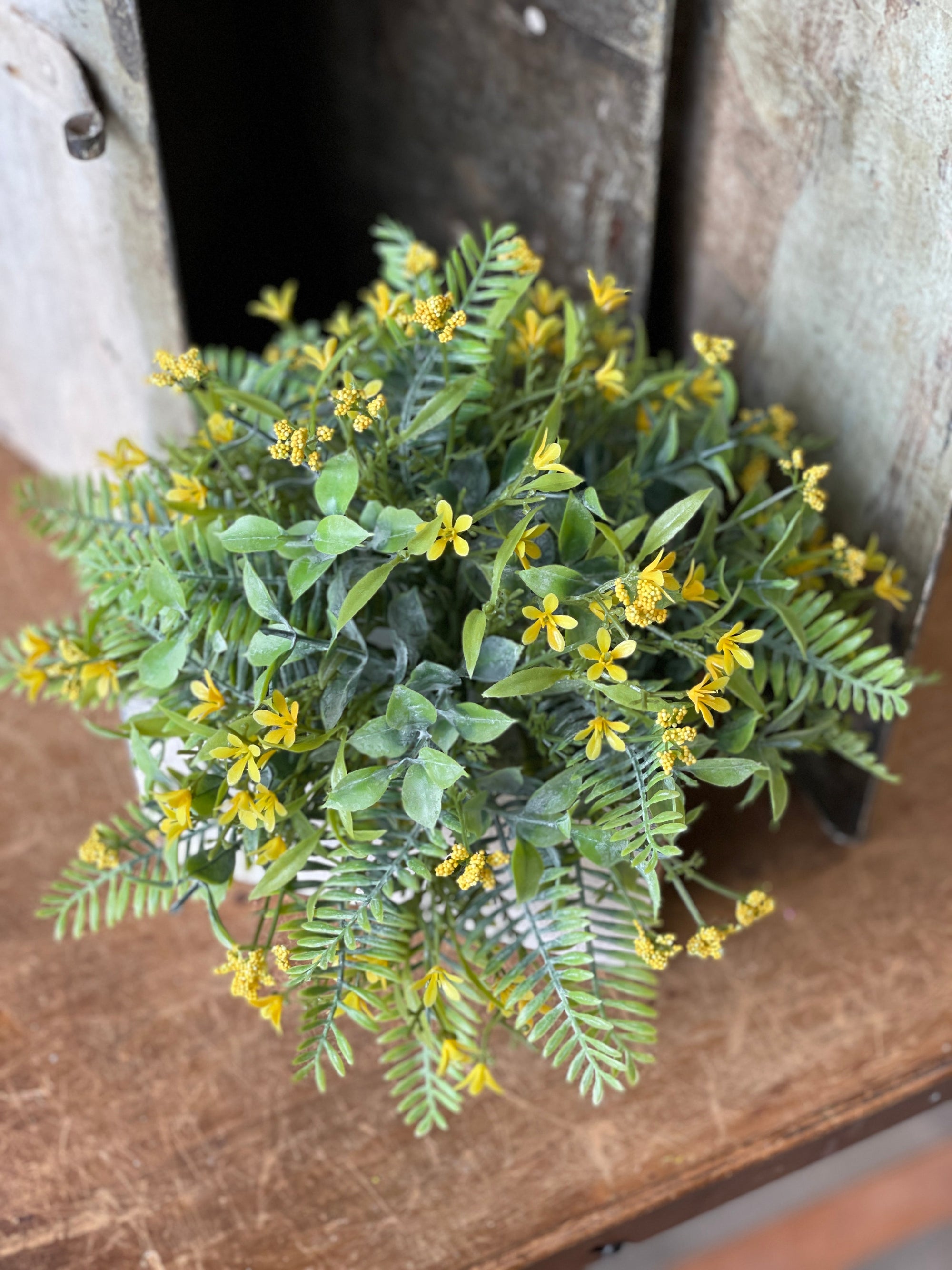 Fernshot Blooms Half Sphere - Yellow